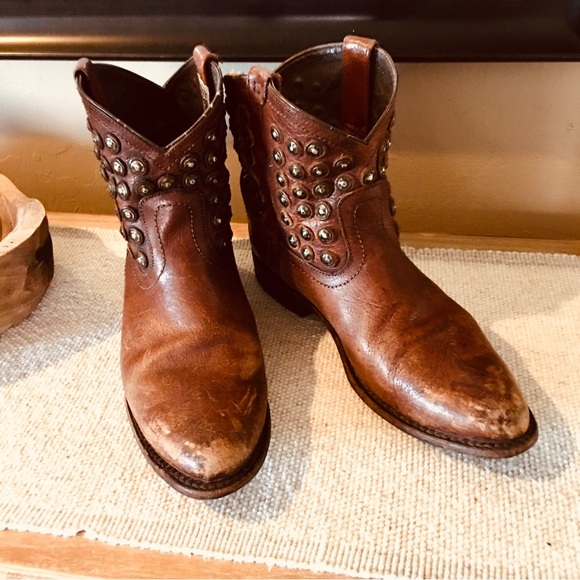 FRYE Cowgirl boho studded low calf boots brown leather 76684 Wyatt 9.5 - Picture 6 of 8